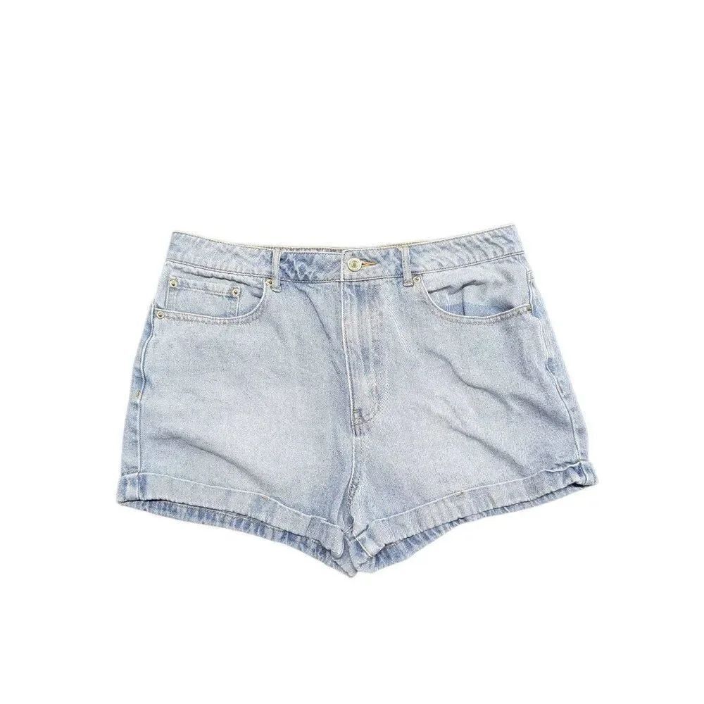 Forever 21 Shorts High Rise Mom Jean Medium Denim Solid Five Pocket Women's 31
